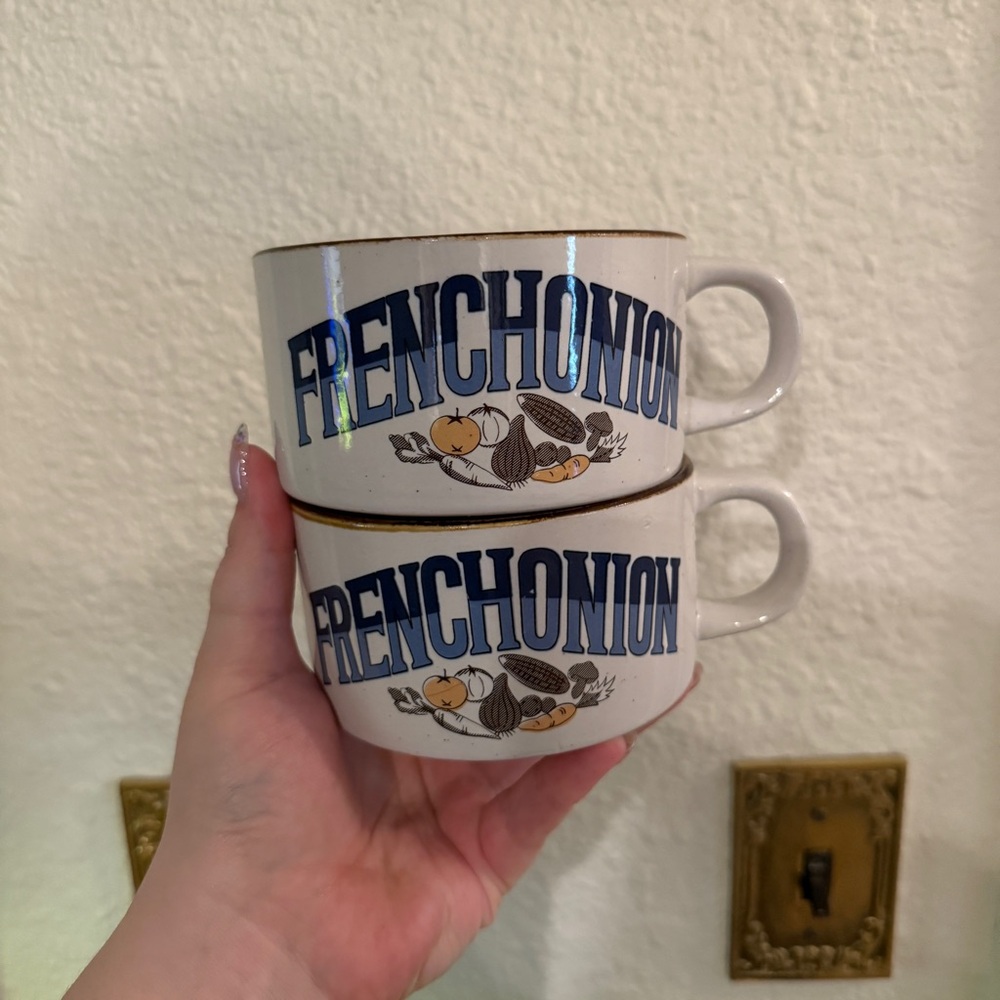 Vintage Soup Handled Mug Bowls — French Onion Soup